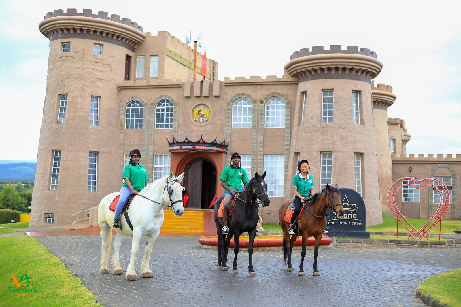 Twin Park Safari Experience